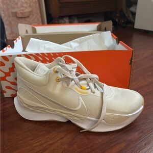 Nike Elevate 3 Phantom Gold Basketball Shoes